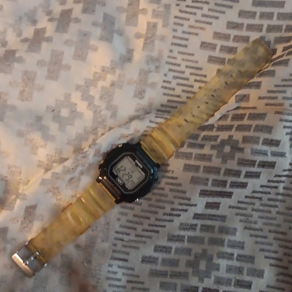 Casio watch - Picture 5 of 5